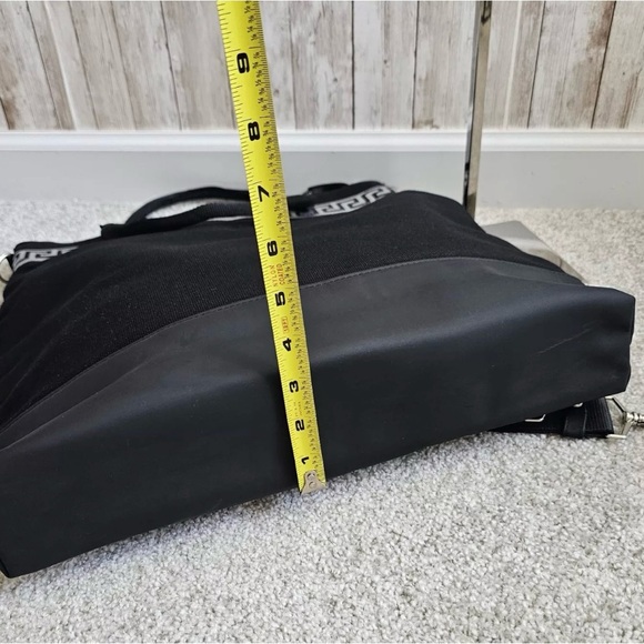 Versace bag - Picture 10 of 11